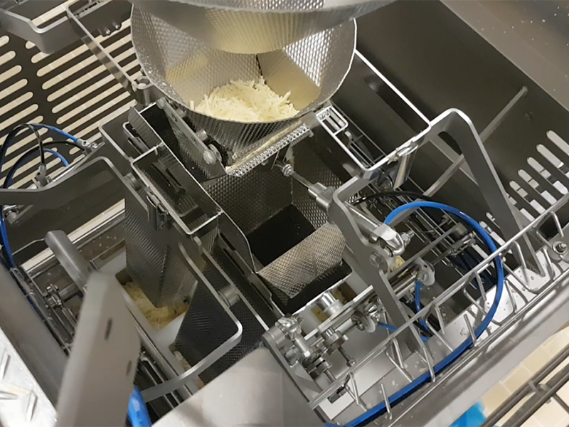 Grated cheese in weigher